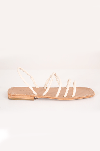 Sandalia Tiras Couro Cruzada  - Off White