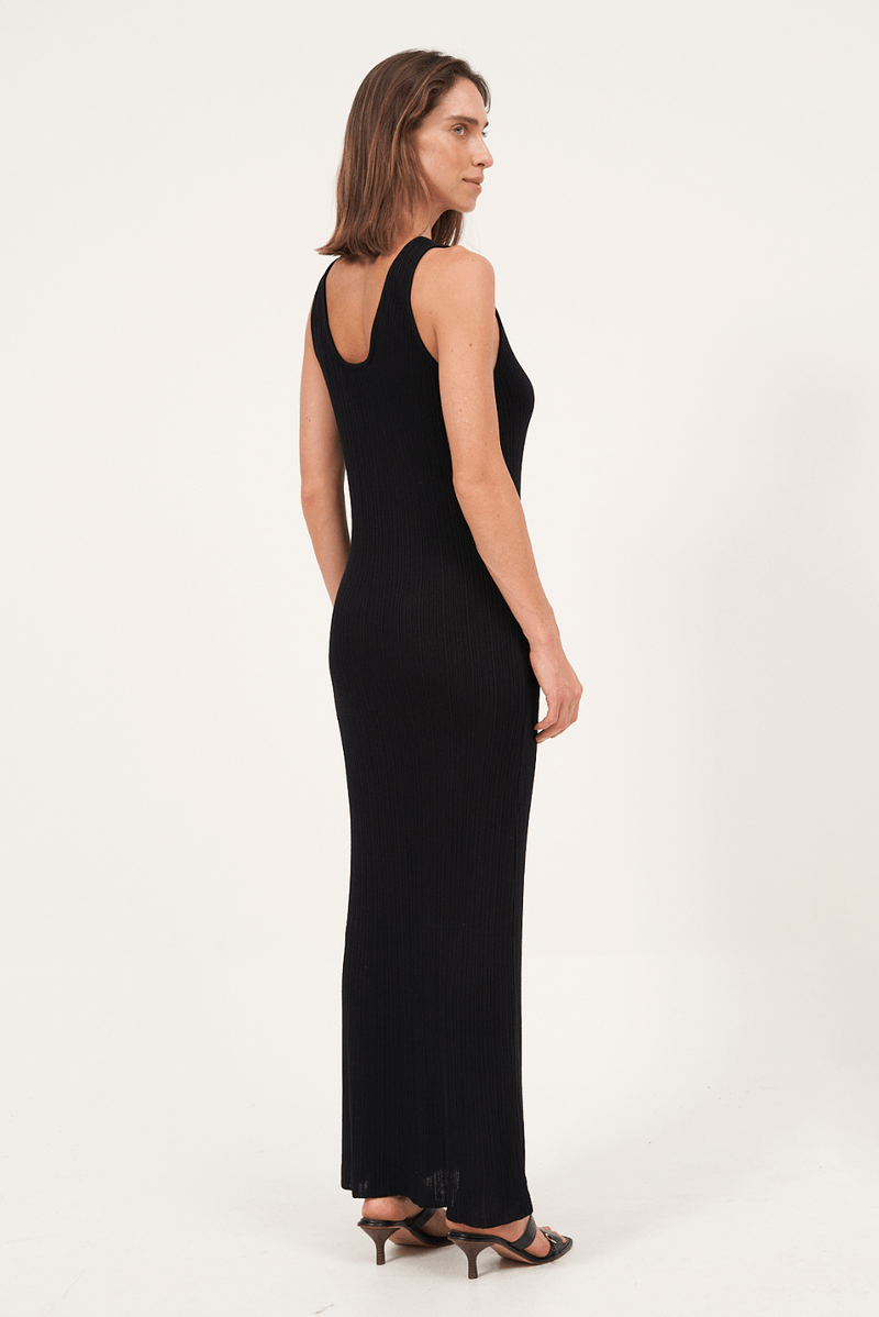 54945-PRETO-3