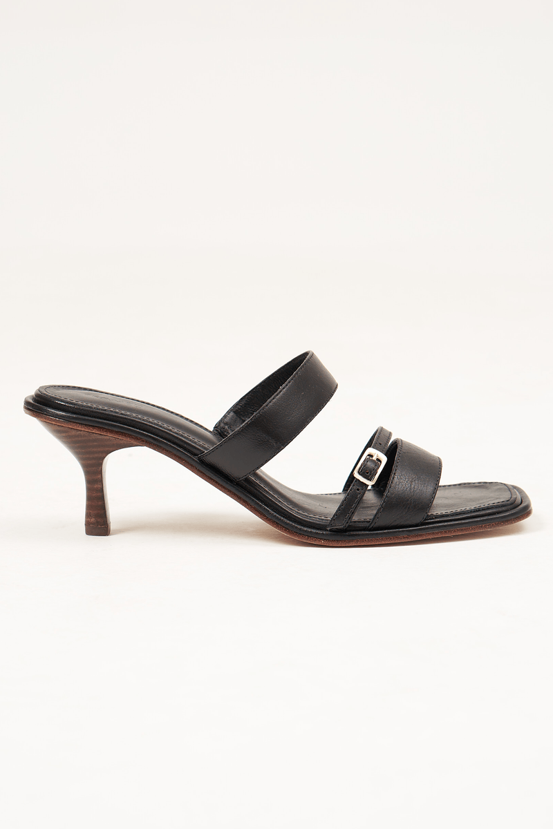 52532-PRETO-1