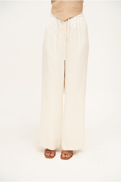 Calca Cetim Pesado Filipa Off Nk - Off White