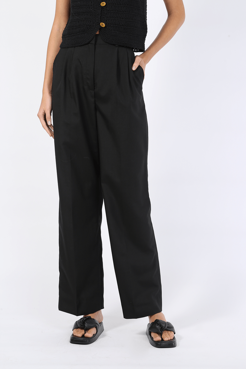 43632-PRETO-2