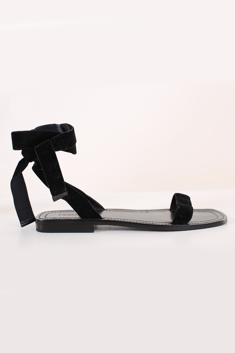 46989-PRETO-1