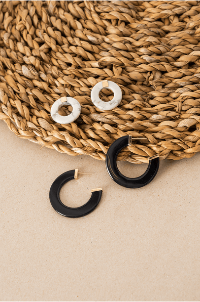 Brinco Orbe Argola Preto Eduarda Brunelli  - Preto
