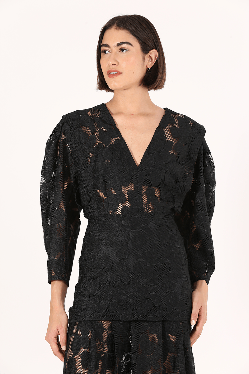 44624-PRETO-2