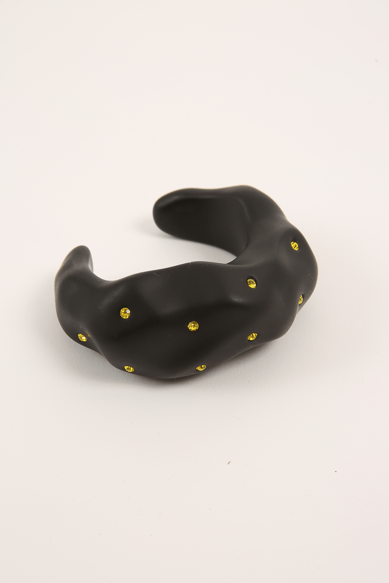 41880-PRETO-1