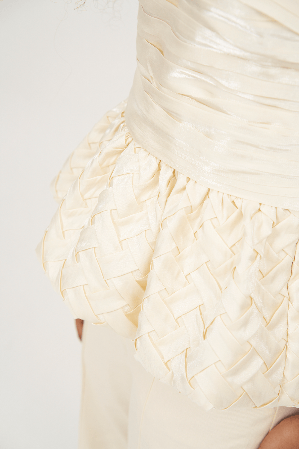 Top Texturas Razzoli Framed - Offwhite | Gallerist