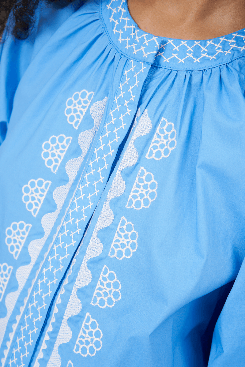 52892-AZUL-2