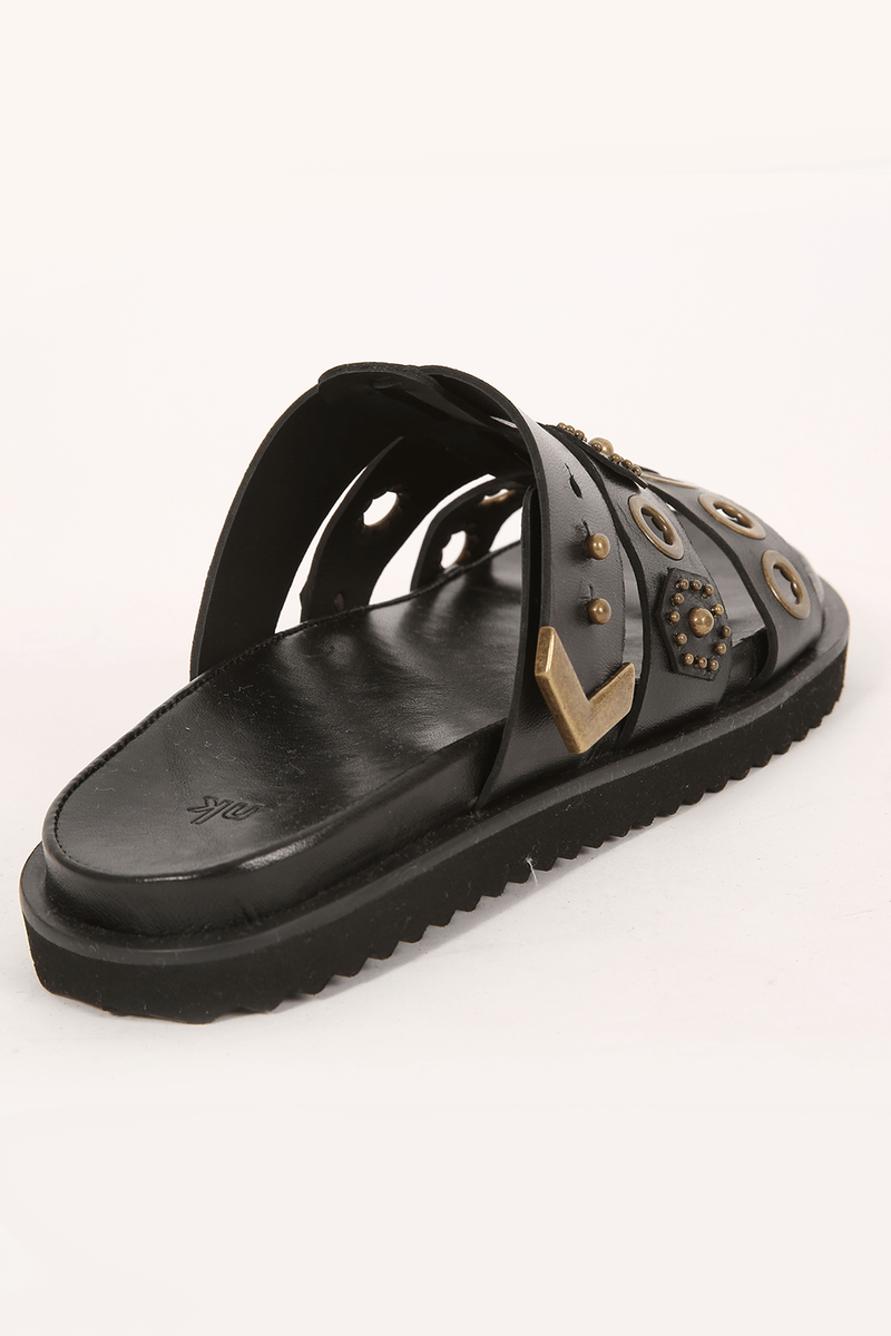 44039-PRETO-3