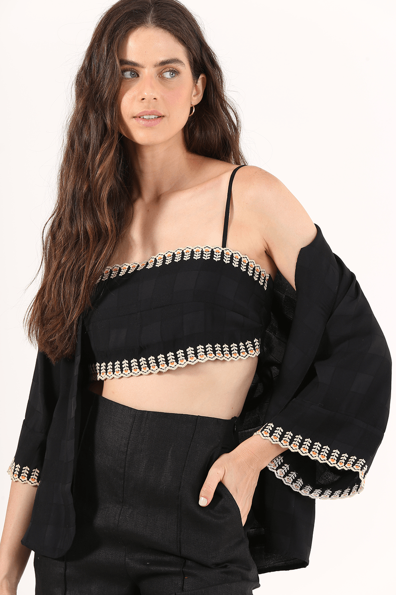 45379-PRETO-1