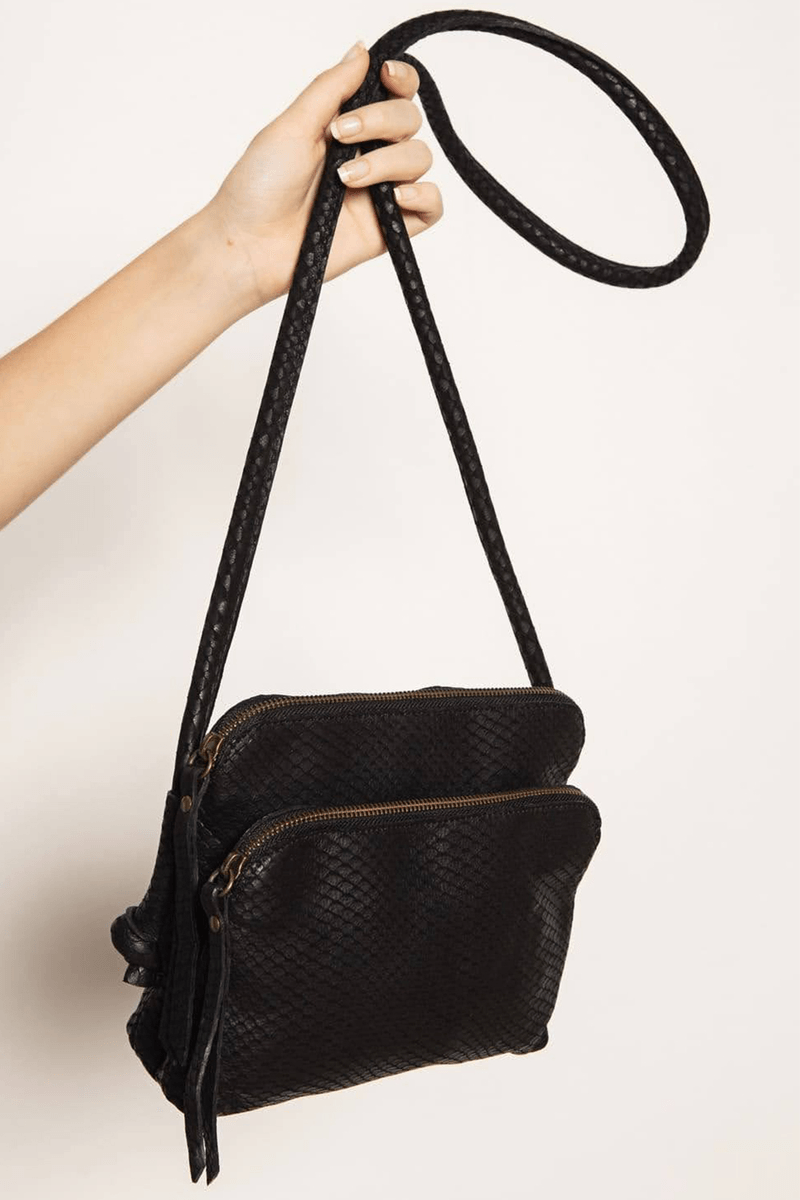 23179-PRETO-1