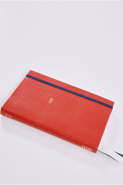 Trent Planner 2025 Couro Gallerist + Mhstudios  - VERMELHO