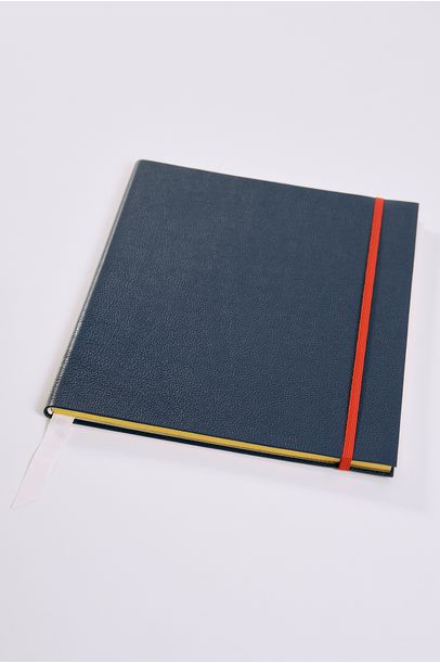 Salines Notebook Couro Gallerist + Mhstudios  - MARINHO