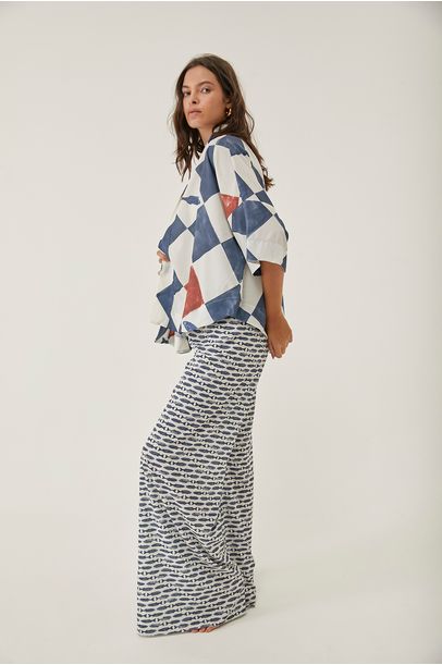 Calça Bruna Estampada Sardinha Azul e Off Lette - Multicolorido
