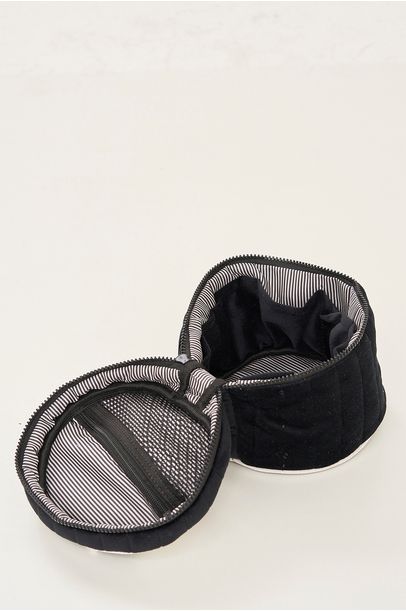 Necessaire Joana Nuó - PRETO E BRANCO