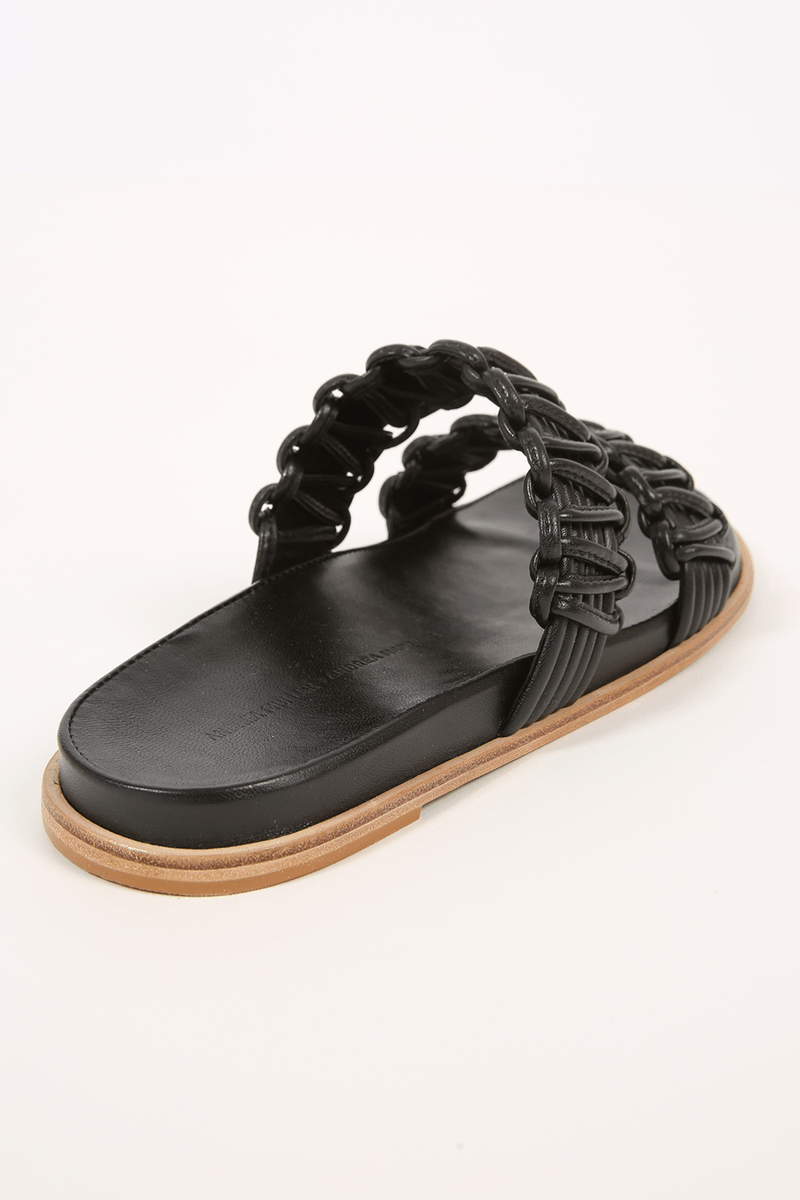 42472-PRETO-3.png