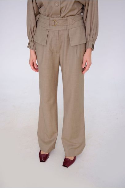 Calça Reta Iris Caché - BEGE