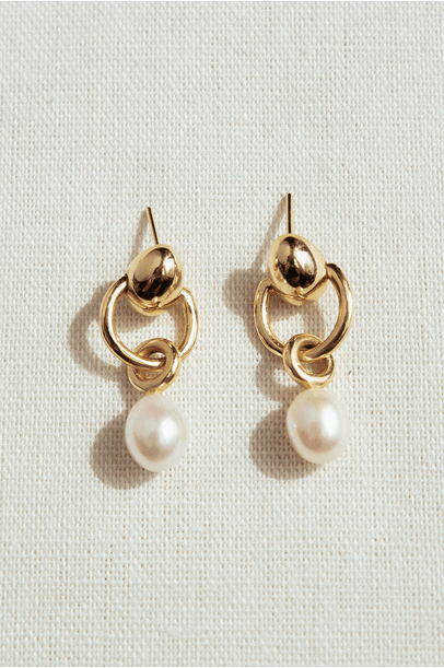 Brinco Egg Pearl Nathalie Edenburg - Dourado