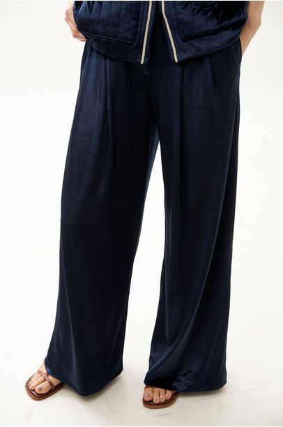 Calça Veludo Wet Missinclof - MARINHO