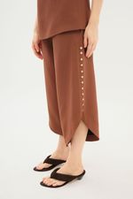 Cal a Pantacourt Crepe Round Gabi NK - MARROM 1