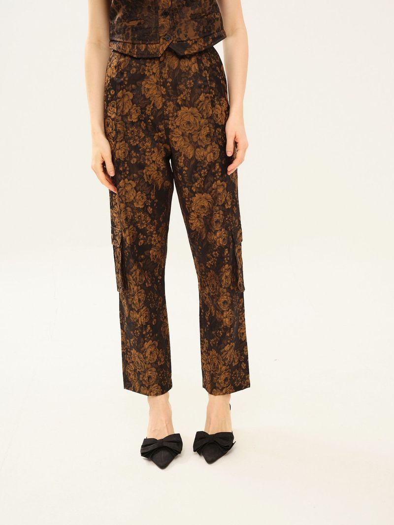 Cal a Hayden Framed - PRETO 2