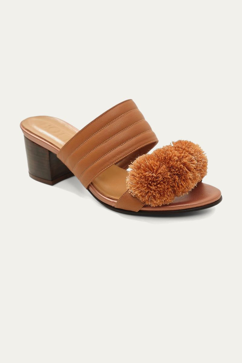 Sand lia Alexa Pompom Couro Botti - Marrom 2